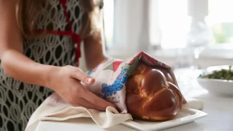 Fırın ekmeğini evinizde yapın: Kokusu diyet bozduruyor