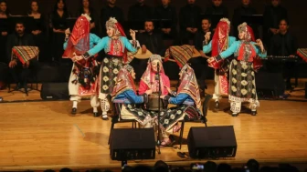 Kafkasların Ritmi Anadolu'da Yankı Buldu: Büyüleyici Müzik Şöleni