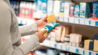 Mucize vaat eden kozmetikleri sakın almayın! Uzman isimden çok önemli uyarılar