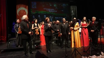 Senfoni Orkestrası, 2025'e Unutulmaz Bir Yeni Yıl Konseriyle Elveda Dedi