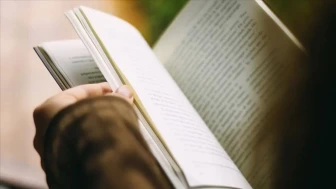 Türkiye'nin 2025 Kitap Trendleri: Hepsiburada Yılın Okuma İstatistiklerini Açıkladı!