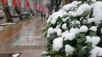 Kocaeli’de 12 Ocak Okul Tatili Durumu: Yarın Eğitime Devam Edilecek Mi? Valilikten Kar Tatili Açıklaması Geldi