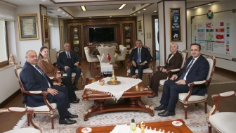 Ekonomi ve Enerji Bakanı Amcaoğlu, Rize Valisi Baydaş’ı ziyaret etti