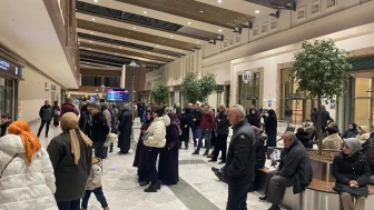 291 umreci, Diyanet organizasyonu ile umre ibadetini tamamlayıp yurda döndü