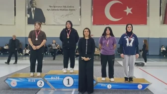 İyidere Mesleki ve Teknik Anadolu Lisesi, Bilek Güreşi Müsabakalarında 10 Madalya Kazandı!