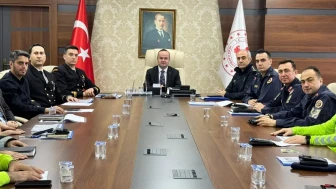 Hopa'da Güvenlik ve Asayiş Toplantısı ile Huzur ve Güven Artırılacak