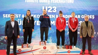U23 Türkiye Güreş Şampiyonası'nda Kadınlar Kategorisi Tarih Yazdı