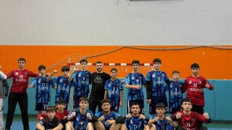 Erzurum'un Hentbol Takımı, Yıldız Erkekler İl Müsabakaları'nda Şampiyon Oldu