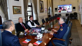 Trabzon'da güvenlik toplantısı: Vali Şahin, asayiş tedbirlerini değerlendirdi