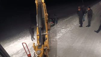 Çat'ta karla mücadele: Ulaşım yeniden sağlandı, çalışmalar aralıksız sürüyor