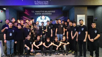 Yakutiye'de Liseler Arası FIFA26 Turnuvası Gençlere Keyifli Bir Tatil Sunuyor