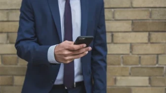 Dar, İranlı mevkidaşı Araghchi ile telefonda görüştü