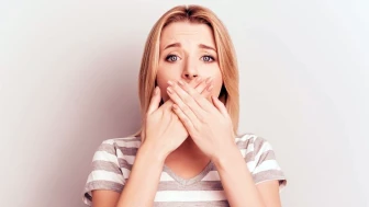 Hıçkırık Nasıl Geçer? Evde Denenmiş, Bilim Destekli 9 Yöntem