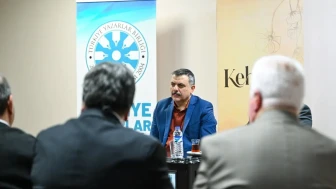 Vali Mustafa Çiftçi, TYB Erzurum Şubesi'ni ziyaret ederek kültürel projeleri değerlendirdi