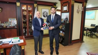 Türkiye Güreş Federasyonu Başkanı Taha Akgül’den Rize’ye Ziyaret