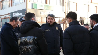 Erzurum Emniyet Müdürü Karaburun, Narman'da esnaf ve vatandaşlarla buluştu