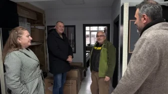 Ardeşen'de CHP ve belediye, esnaf ve vatandaşlarla sorunları dinleyerek çözüm arıyor