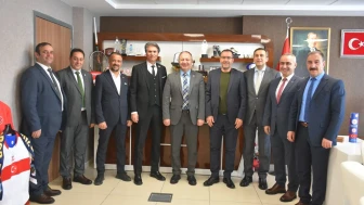 Curling Federasyonu Başkanı Erzurum'da gençlik ve spor yetkilileriyle buluştu