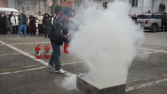 Trabzon'da yangın tatbikatı: Acil durumlarda güvenliği artırmak için simülasyon gerçekleştirildi