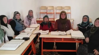 Köprügören'de Kur’an Kursu Öğrencilerine Kur'an-ı Kerim Hediyesi ile İlim Seferberliği Başlatıldı