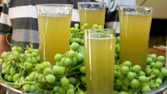 Koruk Suyu: Cennetin Çocukları Dizisi ile Yeniden Gündemde! Benzersiz Lezzet ve Faydalarıyla Bilinmesi Gerekenler