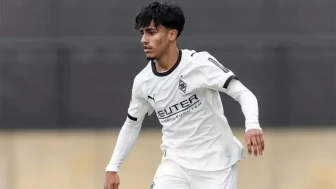 Galatasaray'da Transfer Hamlesinde Beklenmedik Gelişme: Can Armando Güner İmzayı Atmadan Geri Dönüyor!