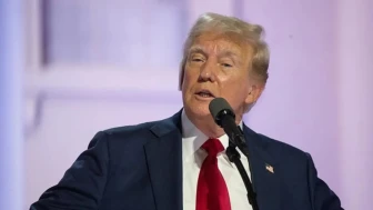 Trump: Venezuela ile Ortaklık Nedeniyle İkinci Saldırı Planını Erteledim