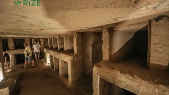 İskenderiye'nin Binlerce Yıllık Tarihine Tanıklık Eden Kum eş-Şukafa Mezarları