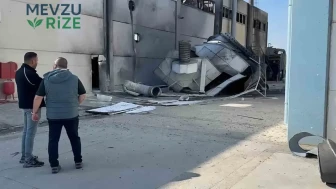 İzmir'deki Fabrika Patlamasında 3'ü Ağır 7 İşçi Yaralı!