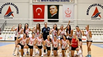 Muratpaşa Belediyesi Kadın Voleybol Takımı, Başarılarına Devam Ediyor!