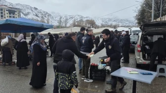Oltu’da Halk Pazarında KADES ve Dolandırıcılık Uyarısı Yapıldı