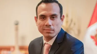 Peru'da Şok Gelişme: Devlet Başkanı Görevden Alındı!