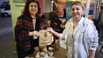 Yalova'nın Tarımsal Zenginlikleri Bornova'daki Vatandaşlarla Buluştu