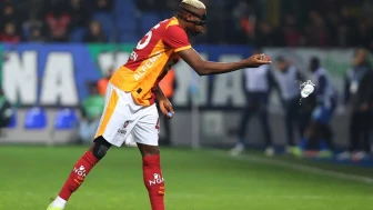 Osimhen'e talip var! Dünya devinin hocası onay verdi: Sezon sonu gelecekler