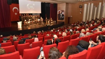 Kepez'de Türküler Gecesi: Sanatseverler Duygu Dolu Anlar Yaşadı!