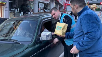 AK Parti Artvin Teşkilatı 'İftara 5 Kala' Programında Hemşehrileriyle Buluştu