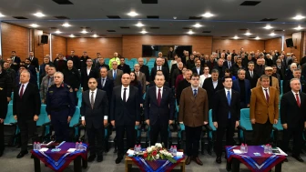 Tahir Şahin muhtarlarla buluşarak yerel yönetimlerin önemini vurguladı