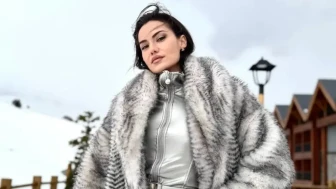 Fahriye Evcen kış tatilinden yeni kareler paylaştı