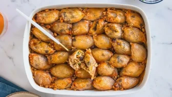 Bulgarın Lezzetiyle Bezeli Soğan Dolması Tarifi: İncelikler ve İpuçlarıyla!