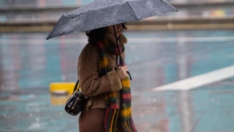 Meteoroloji'den Yarın İçin Sağanak Yağmur İhbarı: Dikkatli Olun!