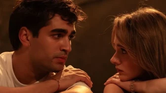 Bize Bi’Şey Olmaz Konusu ve oyuncu kadrosu