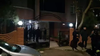 Evinde boğazı kesilen kadının cinay*t şüphelisi komşusu çıktı