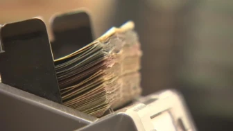 Maaşını Taşıyana 3 Maaş İkramiye: Kamu Bankalarından Emekliye Dev Destek Paketi