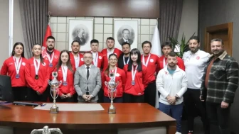 Rize Rafting Takımı Zirveye Yerleşti: 5 Şampiyonluk, 24 Madalya ve 2 Kupa ile Göz Doldurdu!