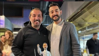 MasterChef Jürisi Mehmet Yalçınkaya'nın Oğlu Emre Yalçınkaya, Anahtar Parti'ye Üye Oldu!