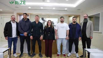 Antalya'da Güreş Şampiyonlarına Sezon Öncesi Moral Ziyareti!