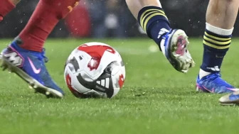 Galatasaray-Fenerbahçe derbisi şifresiz nereden izlenir?