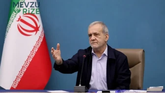 Pezeşkiyan: İsrail'e Çatışmalar Devam Ederken, Tetikte Bekliyoruz