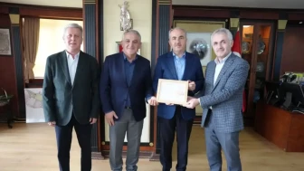 RTEÜ, Rize Belediyesi'ni Ziyaret Ederek İftar Destekleri İçin Teşekkür Etti!