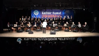 Büyükkılıç, Türk Sanat Müziği Kent Korosu Konseri’nde Kayserililerle buluştu